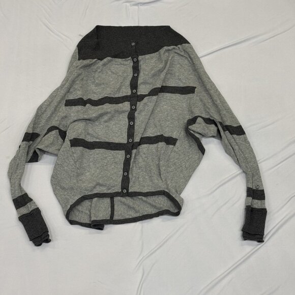 Lululemon Button-Back Lightweight Sweater – Gray/Black Stripe – Size 6 - Picture 1 of 2